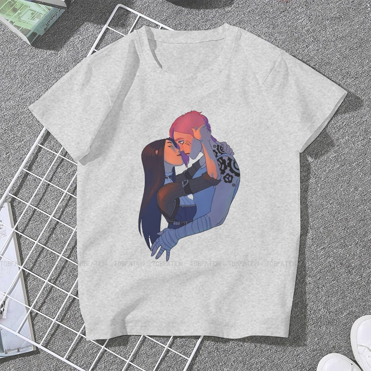 Caitlyn Vi In Love Unique T-Shirt - League of Legends Fan Store