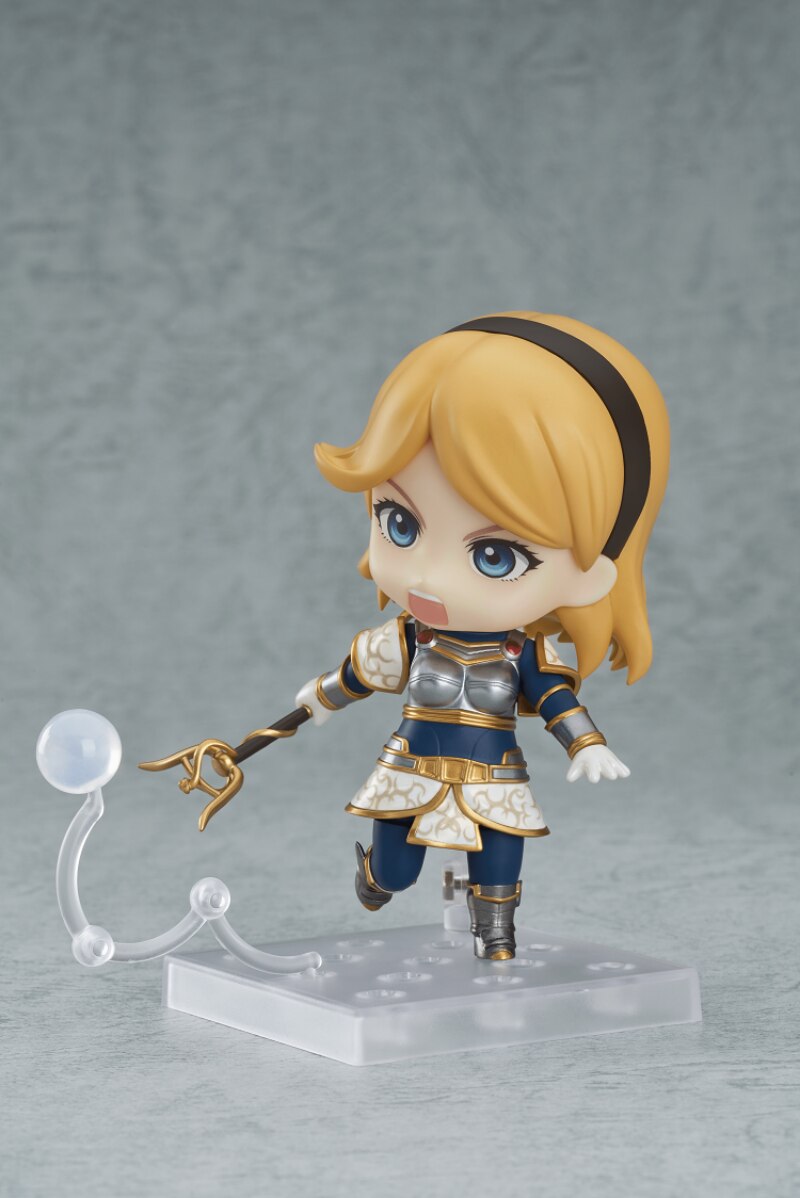 Lux Demacia  Figure - League of Legends Fan Store