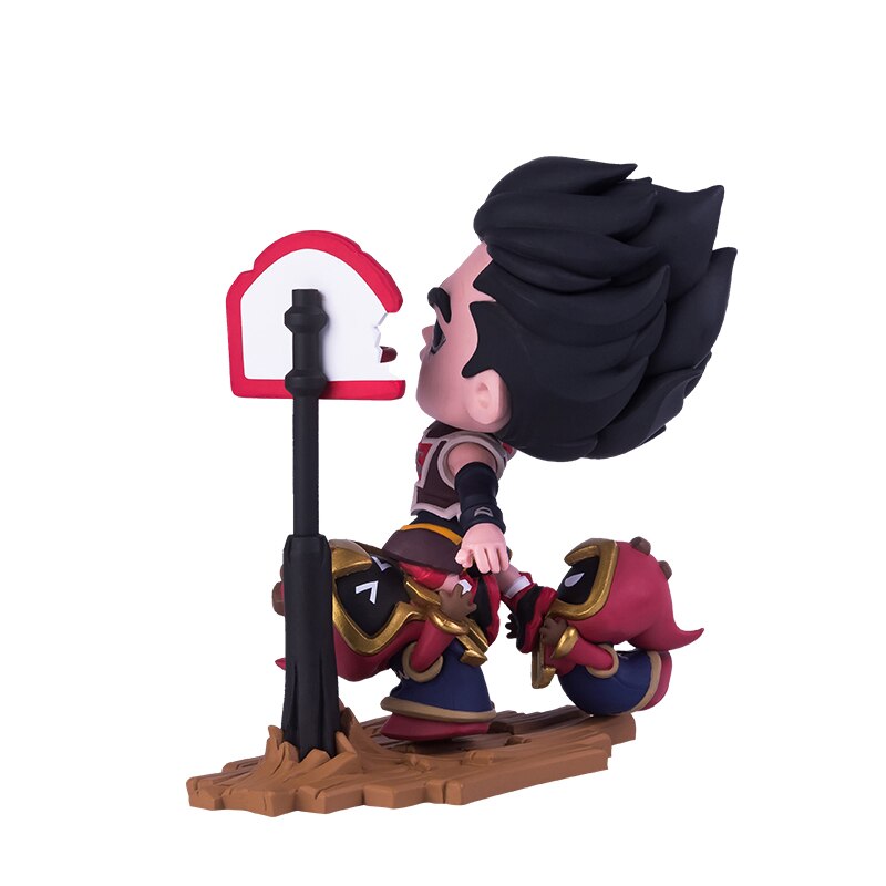 Darius "Slam Dunk" Figure - League of Legends Fan Store